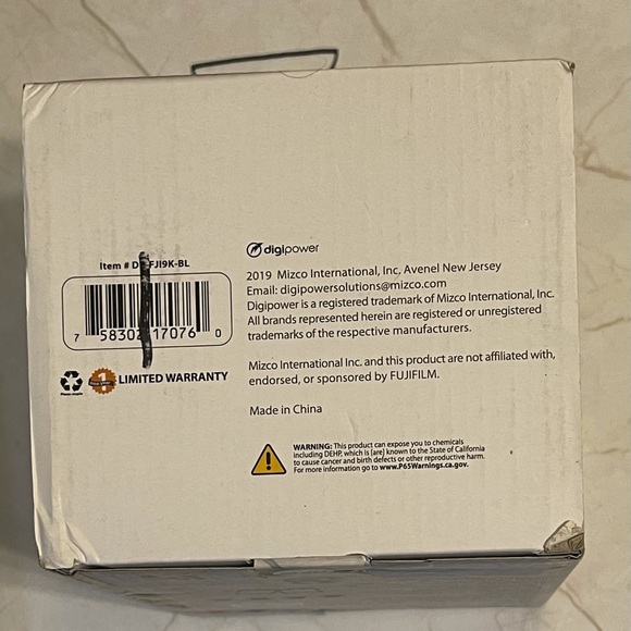 Digipower Blue Instant Camera Accessory KIT - Picture 3 of 3